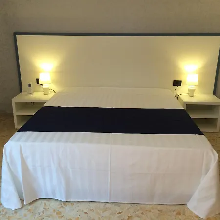 酒店 Alex & Lorenz 3*