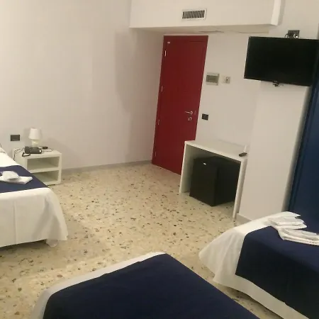 酒店 Alex & Lorenz