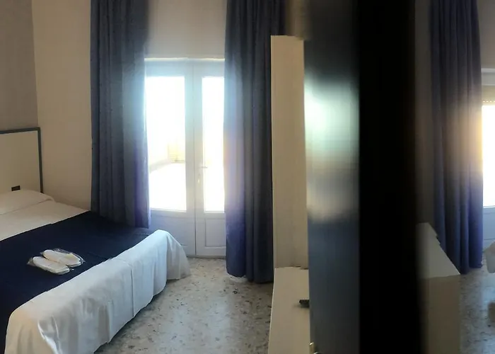 Ξενοδοχείο Alex & Lorenz 3*